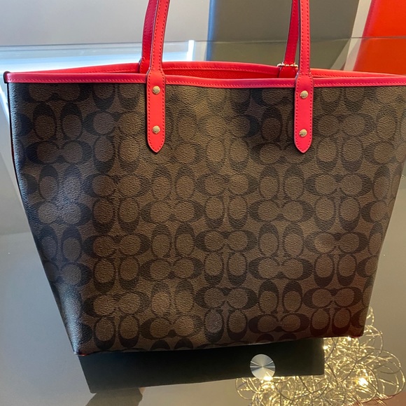 ❌SOLD❌AUTHENTIC COACH TOTE💗 - Picture 3 of 6